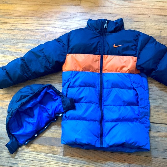 Nike puffy jacket - Picture 1 of 3